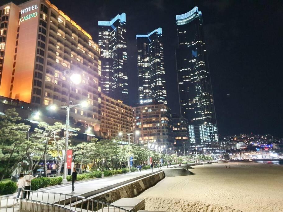 Haeundai Beach 1 Cho Apartment Busan Ngoại thất bức ảnh